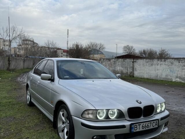 Сірий БМВ 5 Серія, об'ємом двигуна 3 л та пробігом 290 тис. км за 4500 $, фото 1 на Automoto.ua