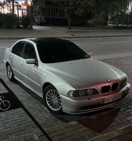 Серый БМВ 5 Серия, объемом двигателя 2.5 л и пробегом 300 тыс. км за 4800 $, фото 1 на Automoto.ua