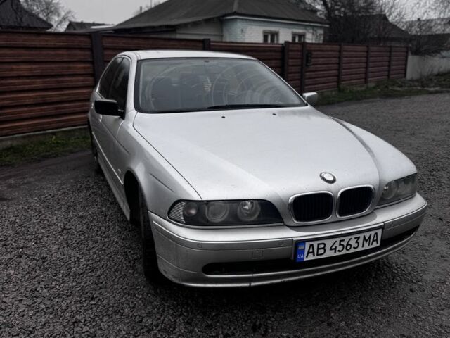 Сірий БМВ 5 Серія, об'ємом двигуна 2.5 л та пробігом 300 тис. км за 2350 $, фото 1 на Automoto.ua