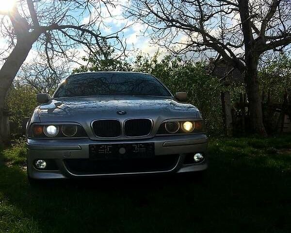 Серый БМВ 5 Серия, объемом двигателя 2.9 л и пробегом 350 тыс. км за 6150 $, фото 1 на Automoto.ua