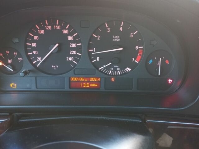 Сірий БМВ 5 Серія, об'ємом двигуна 3 л та пробігом 400 тис. км за 4800 $, фото 1 на Automoto.ua