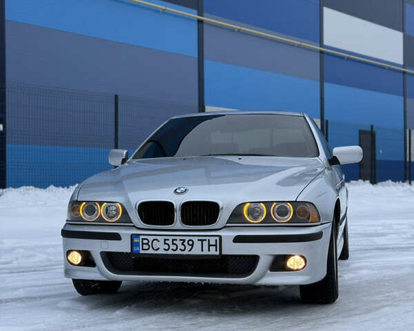 Серый БМВ 5 Серия, объемом двигателя 3 л и пробегом 340 тыс. км за 6300 $, фото 1 на Automoto.ua