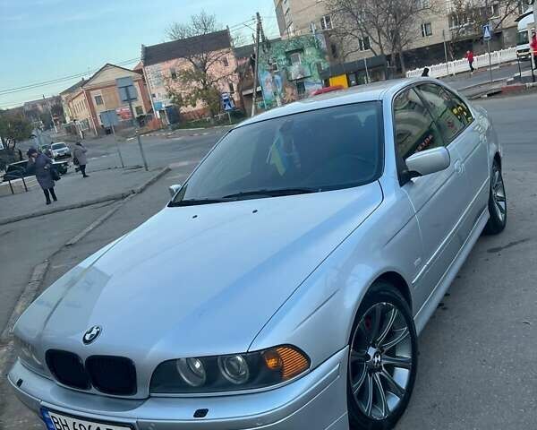 Сірий БМВ 5 Серія, об'ємом двигуна 2.5 л та пробігом 500 тис. км за 5600 $, фото 1 на Automoto.ua