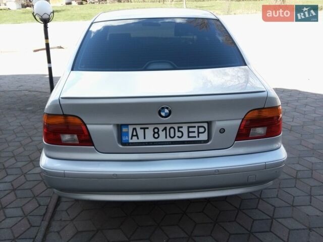 Серый БМВ 5 Серия, объемом двигателя 3 л и пробегом 270 тыс. км за 6386 $, фото 1 на Automoto.ua