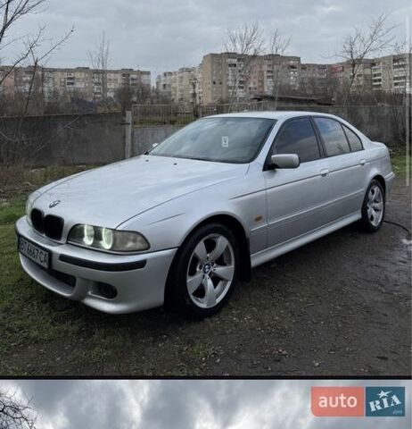 Серый БМВ 5 Серия, объемом двигателя 3 л и пробегом 260 тыс. км за 4500 $, фото 1 на Automoto.ua