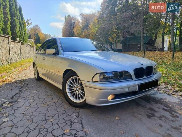 Серый БМВ 5 Серия, объемом двигателя 2.5 л и пробегом 400 тыс. км за 6300 $, фото 1 на Automoto.ua