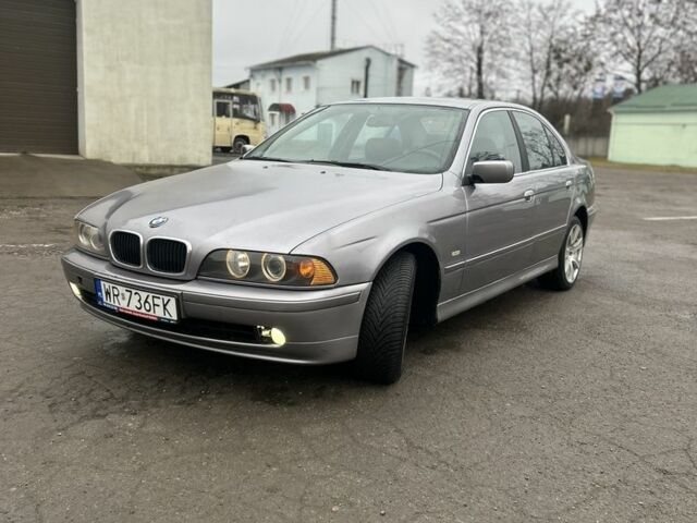 Серый БМВ 5 Серия, объемом двигателя 2.5 л и пробегом 439 тыс. км за 2650 $, фото 1 на Automoto.ua