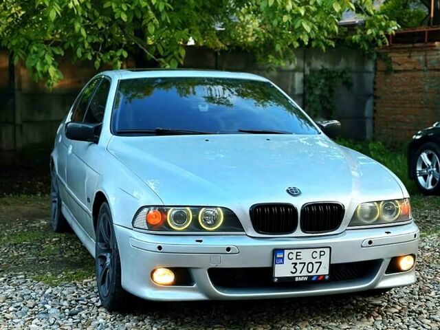 Серый БМВ 5 Серия, объемом двигателя 2.5 л и пробегом 398 тыс. км за 3500 $, фото 1 на Automoto.ua