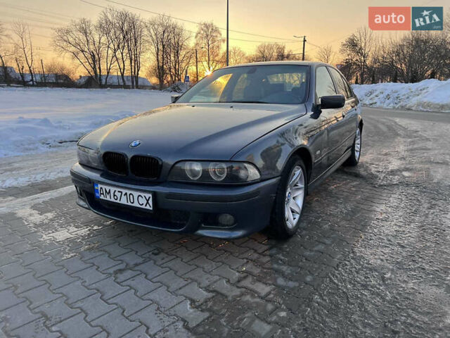 Серый БМВ 5 Серия, объемом двигателя 2.8 л и пробегом 301 тыс. км за 3900 $, фото 1 на Automoto.ua