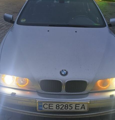 Серый БМВ 5 Серия, объемом двигателя 2.9 л и пробегом 285 тыс. км за 3574 $, фото 1 на Automoto.ua