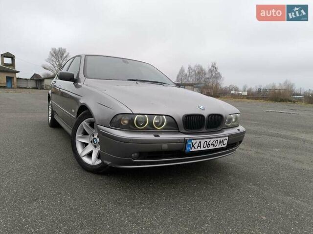 Серый БМВ 5 Серия, объемом двигателя 3 л и пробегом 680 тыс. км за 8200 $, фото 1 на Automoto.ua