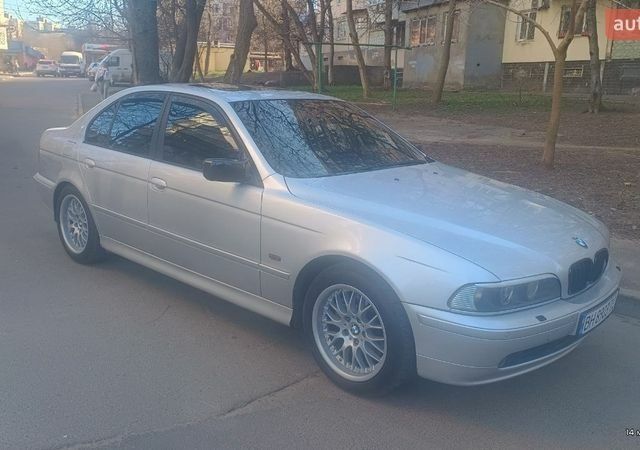 Серый БМВ 5 Серия, объемом двигателя 2.9 л и пробегом 340 тыс. км за 7999 $, фото 1 на Automoto.ua