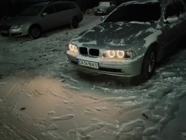 Серый БМВ 5 Серия, объемом двигателя 2.5 л и пробегом 322 тыс. км за 4999 $, фото 1 на Automoto.ua