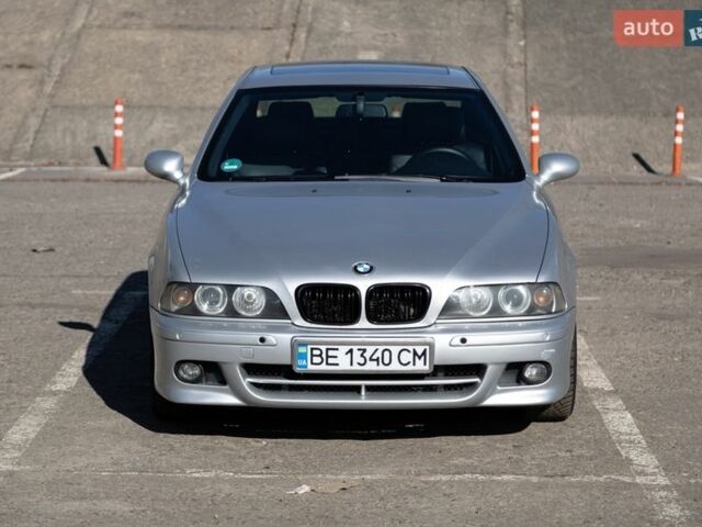 Серый БМВ 5 Серия, объемом двигателя 3 л и пробегом 444 тыс. км за 7300 $, фото 1 на Automoto.ua