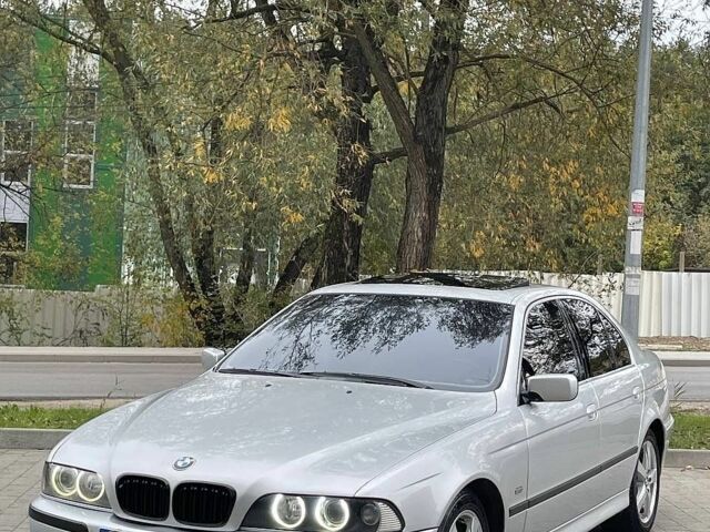 Серый БМВ 5 Серия, объемом двигателя 2.5 л и пробегом 410 тыс. км за 6700 $, фото 1 на Automoto.ua
