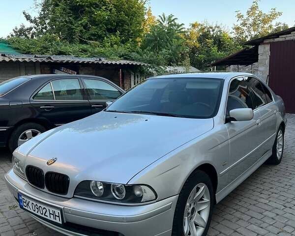 Сірий БМВ 5 Серія, об'ємом двигуна 2.5 л та пробігом 416 тис. км за 7250 $, фото 1 на Automoto.ua