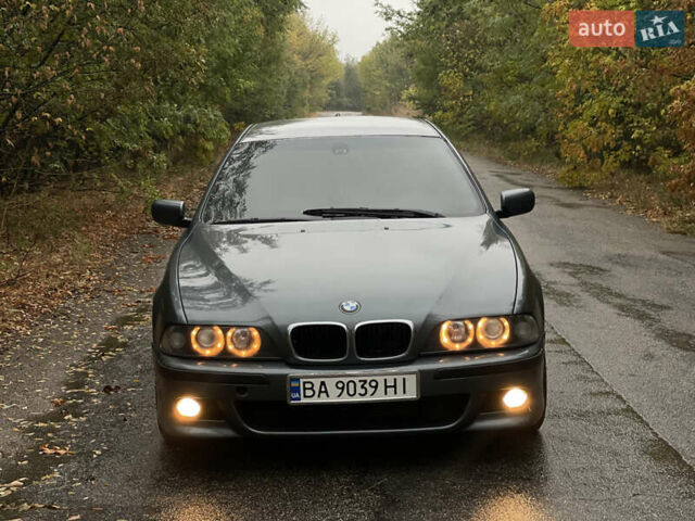 Серый БМВ 5 Серия, объемом двигателя 2.93 л и пробегом 600 тыс. км за 6400 $, фото 1 на Automoto.ua