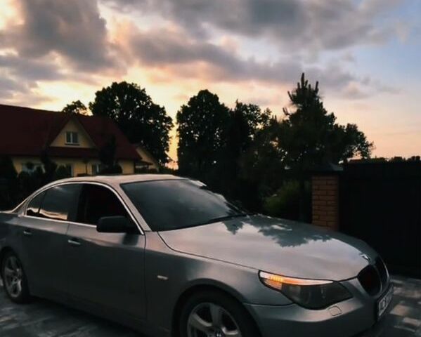 Серый БМВ 5 Серия, объемом двигателя 3 л и пробегом 368 тыс. км за 4100 $, фото 1 на Automoto.ua