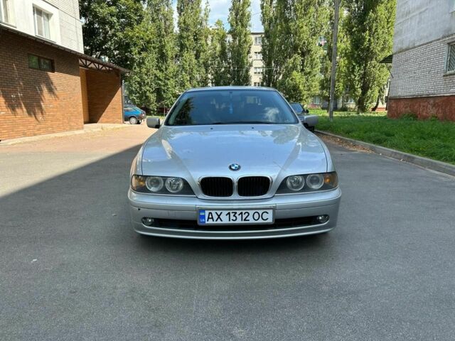 Серый БМВ 5 Серия, объемом двигателя 2.5 л и пробегом 322 тыс. км за 6500 $, фото 1 на Automoto.ua