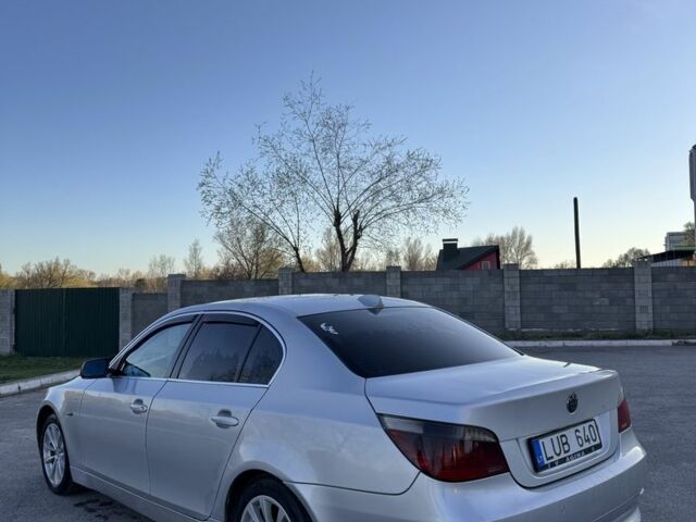 Серый БМВ 5 Серия, объемом двигателя 3 л и пробегом 350 тыс. км за 3450 $, фото 1 на Automoto.ua