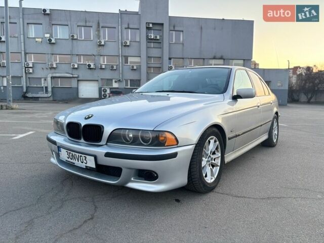 Серый БМВ 5 Серия, объемом двигателя 2.93 л и пробегом 500 тыс. км за 6000 $, фото 1 на Automoto.ua