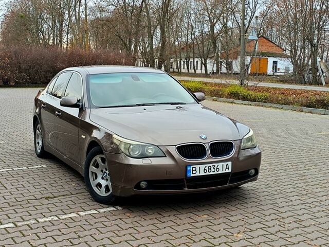 Серый БМВ 5 Серия, объемом двигателя 3 л и пробегом 282 тыс. км за 9000 $, фото 1 на Automoto.ua