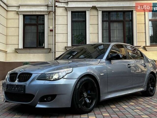 Серый БМВ 5 Серия, объемом двигателя 4.4 л и пробегом 260 тыс. км за 9500 $, фото 1 на Automoto.ua