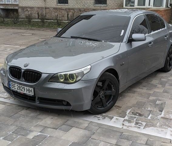 Серый БМВ 5 Серия, объемом двигателя 2.2 л и пробегом 286 тыс. км за 7000 $, фото 1 на Automoto.ua