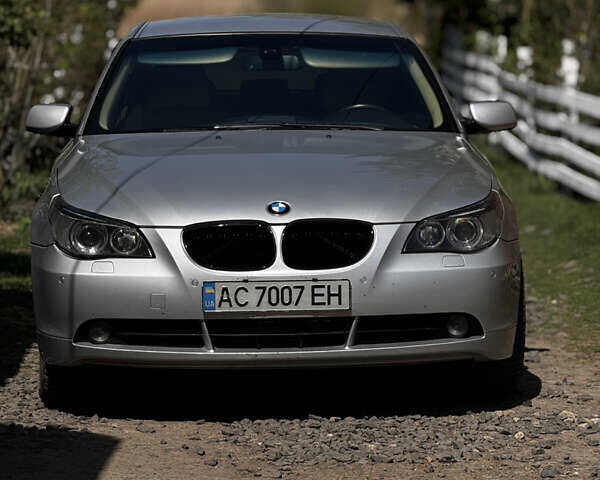 Сірий БМВ 5 Серія, об'ємом двигуна 3 л та пробігом 390 тис. км за 11000 $, фото 1 на Automoto.ua