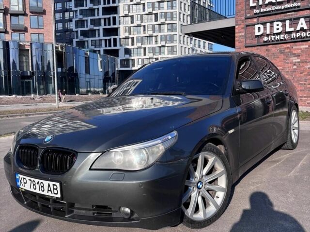 Серый БМВ 5 Серия, объемом двигателя 2.5 л и пробегом 400 тыс. км за 6000 $, фото 1 на Automoto.ua