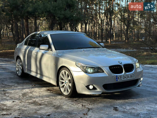 Серый БМВ 5 Серия, объемом двигателя 2.2 л и пробегом 229 тыс. км за 8699 $, фото 1 на Automoto.ua