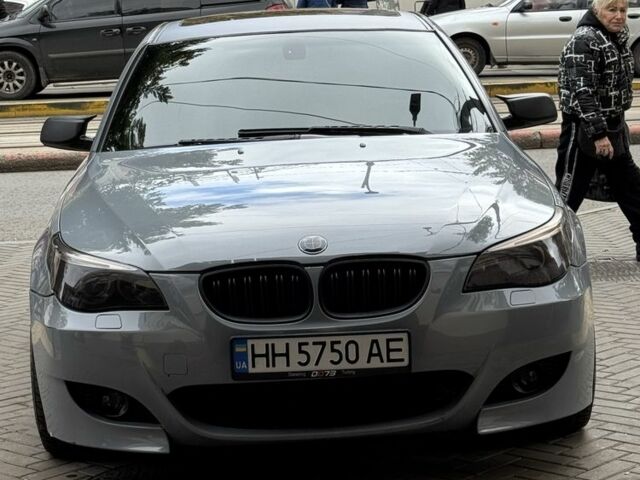 Сірий БМВ 5 Серія, об'ємом двигуна 3 л та пробігом 250 тис. км за 10000 $, фото 1 на Automoto.ua