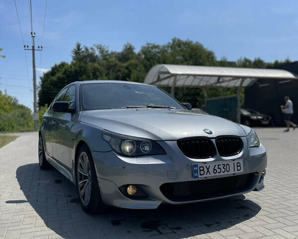 Серый БМВ 5 Серия, объемом двигателя 2.99 л и пробегом 412 тыс. км за 11000 $, фото 1 на Automoto.ua