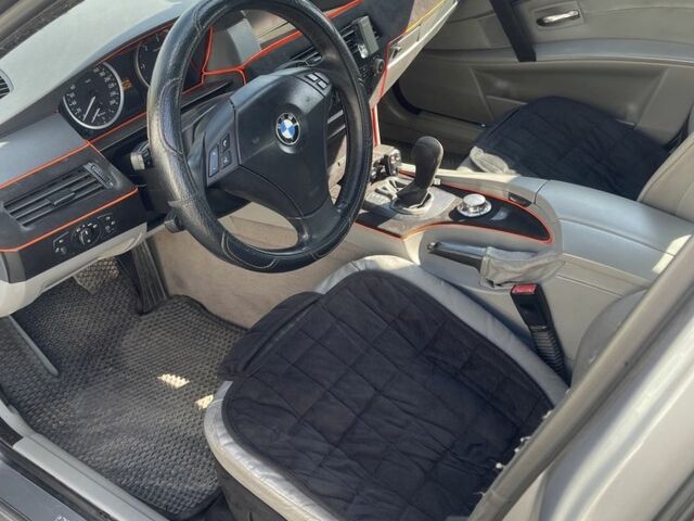 Серый БМВ 5 Серия, объемом двигателя 3 л и пробегом 370 тыс. км за 3999 $, фото 1 на Automoto.ua