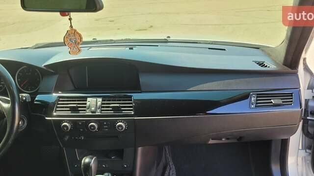 Сірий БМВ 5 Серія, об'ємом двигуна 3 л та пробігом 382 тис. км за 8000 $, фото 1 на Automoto.ua