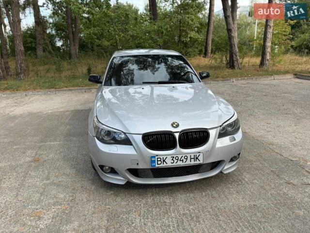 Серый БМВ 5 Серия, объемом двигателя 2.99 л и пробегом 335 тыс. км за 8799 $, фото 1 на Automoto.ua
