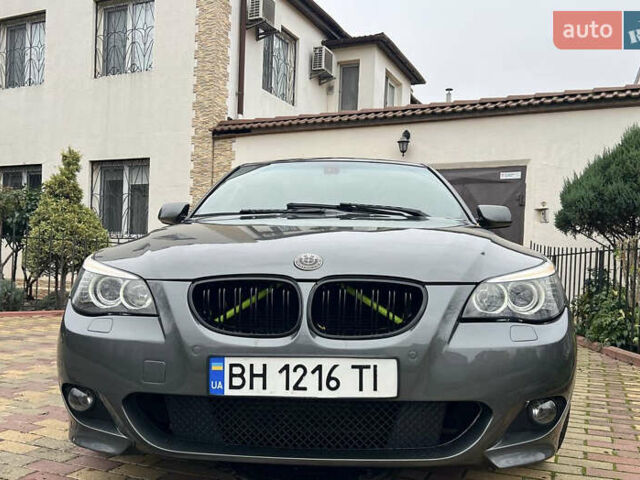 Серый БМВ 5 Серия, объемом двигателя 3 л и пробегом 225 тыс. км за 7900 $, фото 1 на Automoto.ua