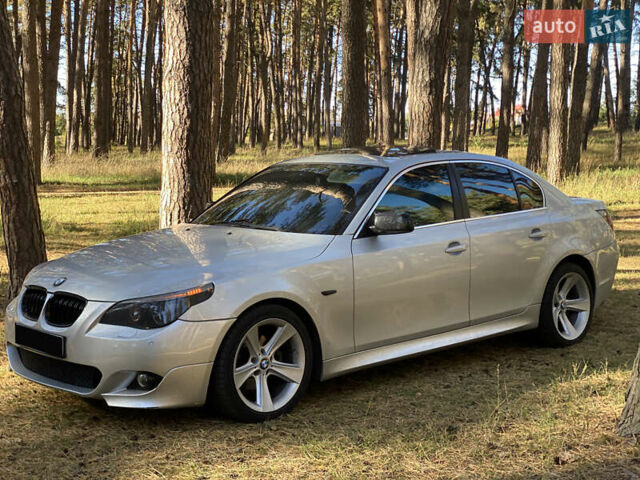 Серый БМВ 5 Серия, объемом двигателя 2.5 л и пробегом 275 тыс. км за 10000 $, фото 1 на Automoto.ua