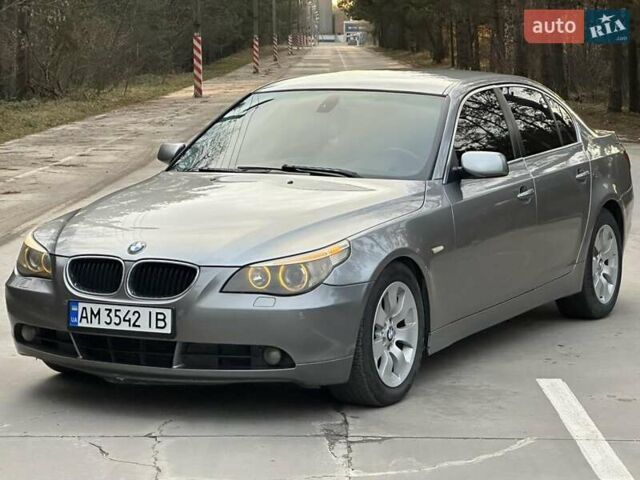 Серый БМВ 5 Серия, объемом двигателя 2.99 л и пробегом 370 тыс. км за 8750 $, фото 1 на Automoto.ua