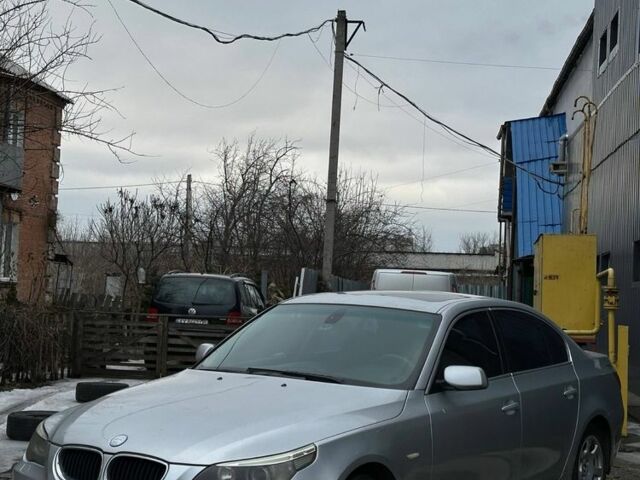 Серый БМВ 5 Серия, объемом двигателя 2.2 л и пробегом 230 тыс. км за 5999 $, фото 1 на Automoto.ua