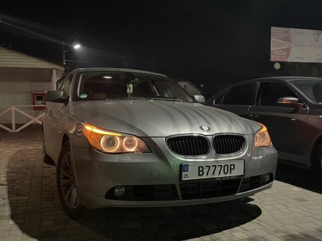 Серый БМВ 5 Серия, объемом двигателя 2.5 л и пробегом 381 тыс. км за 9100 $, фото 1 на Automoto.ua