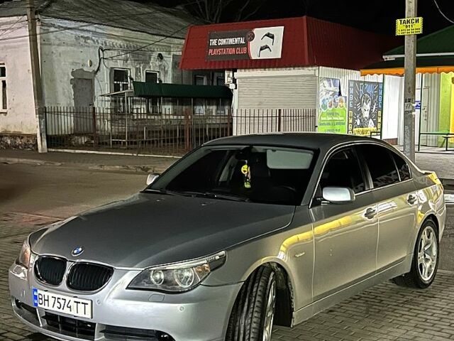 Серый БМВ 5 Серия, объемом двигателя 2.5 л и пробегом 241 тыс. км за 7500 $, фото 1 на Automoto.ua