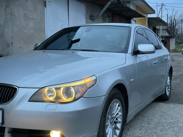 Серый БМВ 5 Серия, объемом двигателя 2.5 л и пробегом 285 тыс. км за 6990 $, фото 1 на Automoto.ua