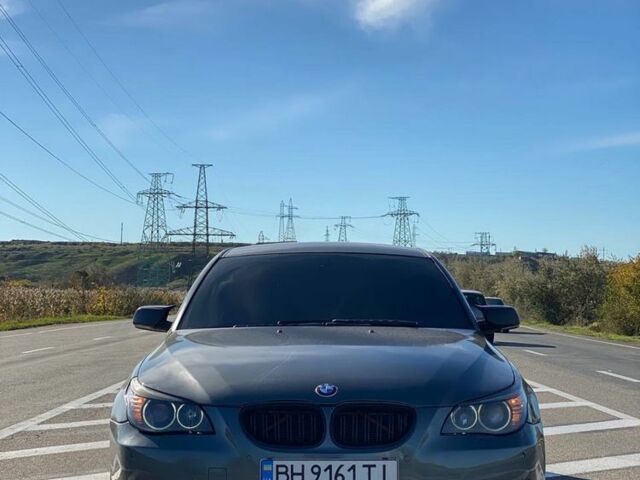 Серый БМВ 5 Серия, объемом двигателя 3 л и пробегом 374 тыс. км за 8200 $, фото 1 на Automoto.ua