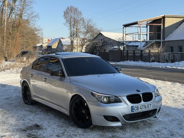 Серый БМВ 5 Серия, объемом двигателя 3 л и пробегом 350 тыс. км за 10487 $, фото 1 на Automoto.ua