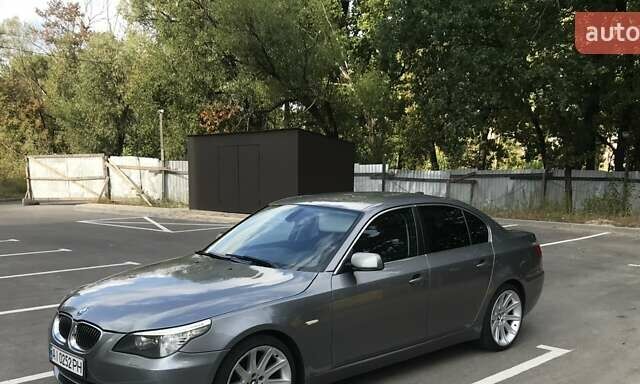 Серый БМВ 5 Серия, объемом двигателя 2.5 л и пробегом 287 тыс. км за 11000 $, фото 1 на Automoto.ua