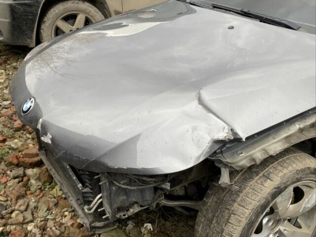 Серый БМВ 5 Серия, объемом двигателя 3 л и пробегом 280 тыс. км за 5500 $, фото 1 на Automoto.ua