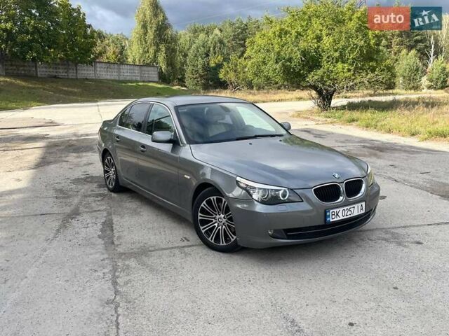 Сірий БМВ 5 Серія, об'ємом двигуна 2 л та пробігом 308 тис. км за 7800 $, фото 1 на Automoto.ua