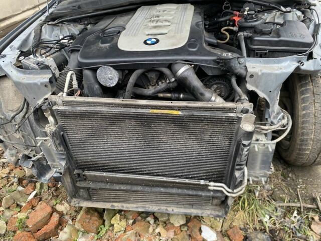 Сірий БМВ 5 Серія, об'ємом двигуна 3 л та пробігом 282 тис. км за 4200 $, фото 1 на Automoto.ua