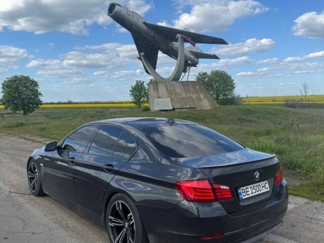 Серый БМВ 5 Серия, объемом двигателя 3 л и пробегом 245 тыс. км за 11500 $, фото 1 на Automoto.ua